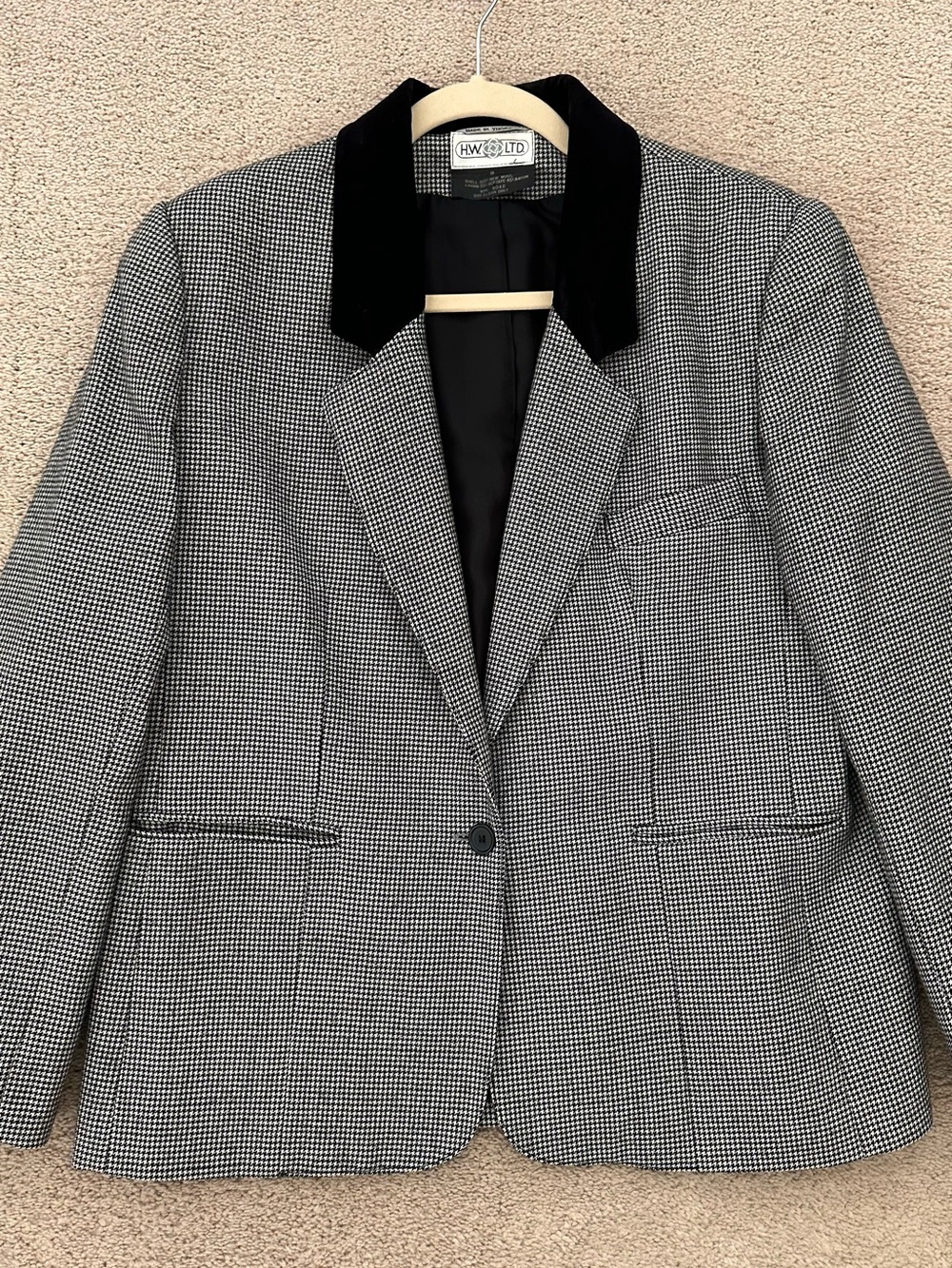 Vintage 90s Classic Wool Houndstooth Oversized Blazer - Velvet Collar